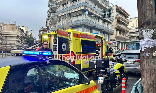 Διασώστες του ΕΚΑΒ στη Θεσσαλονίκη έσωσαν τη ζωή 74χρονου που έπαθε ανακοπή
