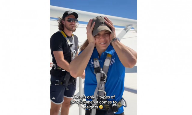 Τσιτσιπάς και Σάκκαρη… στα ύψη: Ανέβηκαν στο πιο ψηλό σημείο του Optus Stadium στο Περθ