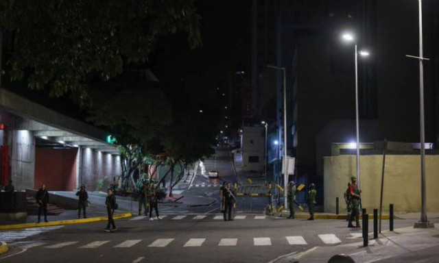 Βενεζουέλα: Πυρά κοντά στο προεδρικό μέγαρο – Γρήγορα τέθηκε υπό έλεγχο η κατάσταση