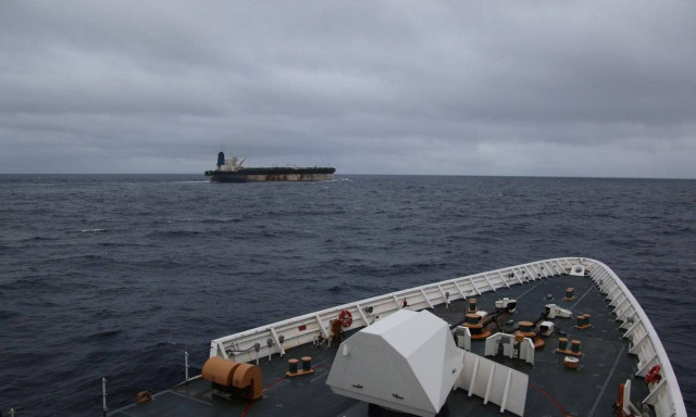 Explainer: Τι γνωρίζουμε για τα δύο τάνκερ που κατασχέθηκαν από τις ΗΠΑ