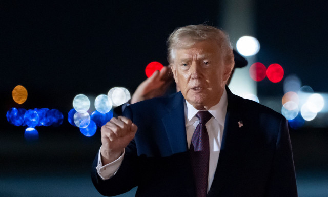 Τραμπ: Η Βενεζουέλα «θα παραδώσει» ως και 50 εκατ. βαρέλια πετρελαίου στις ΗΠΑ