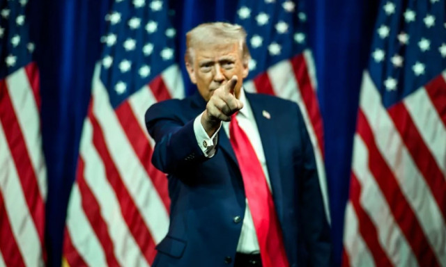 Ο Τραμπ ενημερώθηκε για στρατιωτικές και μυστικές επιχειρήσεις για το Ιράν