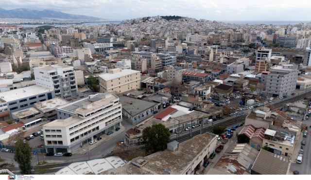 Πρώτη κατοικία και γονικές παροχές: Όλα τα αφορολόγητα όρια και οι «παγίδες» της εφορίας