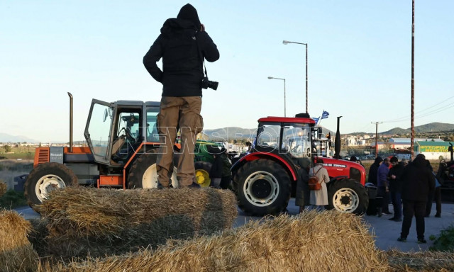 «Ναι» από τους αγρότες μετά την πρόσκληση Μαρινάκη μέσω Newsbomb: Συνάντηση στο Μαξίμου την Τρίτη