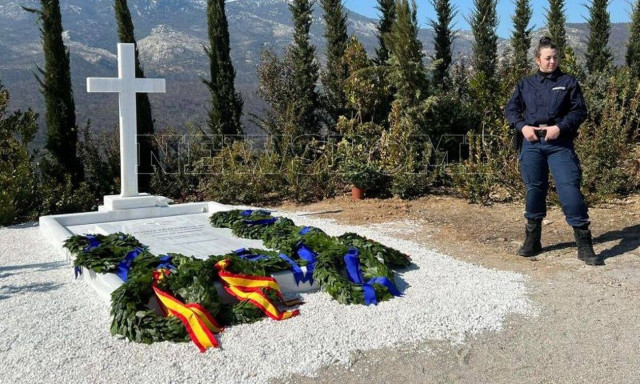 Αύριο το μνημόσυνο του τέως βασιλιά Κωνσταντίνου - Στο Τατόι σύσσωμη η οικογένεια Ντε Γκρες