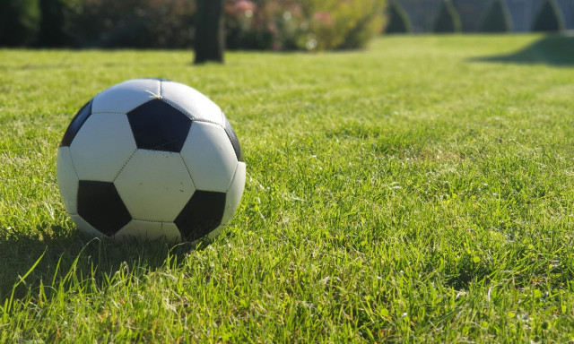 Ποδαρικό στο 2026 κάνει η Super League με δυνατά παιχνίδια και ενισχυμένες αποδόσεις