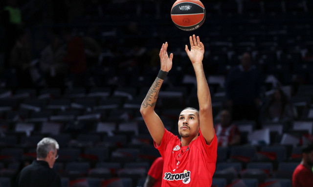 Ολυμπιακός – Μπάγερν: Επιστροφή Μιλουτίνοφ και Ουόρντ, στη 12αδα ο Τζόουνς