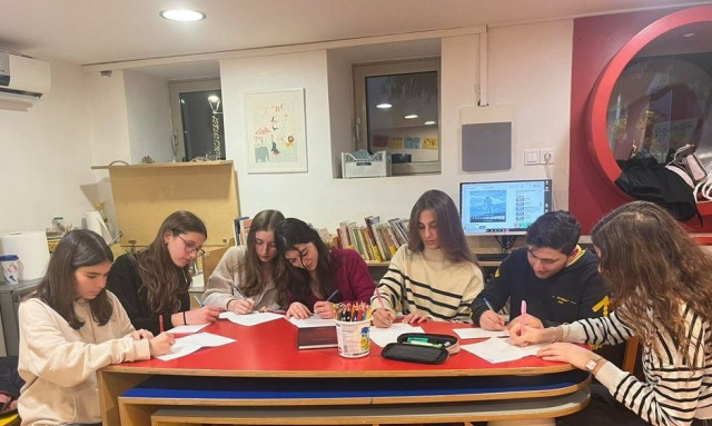 Χανιά: Μία Λέσχη Γραφής από εφήβους καλλιεργεί τους συγγραφείς του «αύριο»