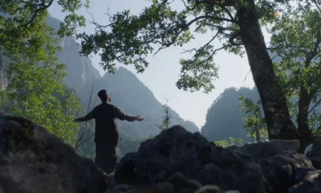 Ο Άγιος Παΐσιος «ζωντανεύει» στη μεγάλη οθόνη – Από τα Φάρασα στην αιωνιότητα