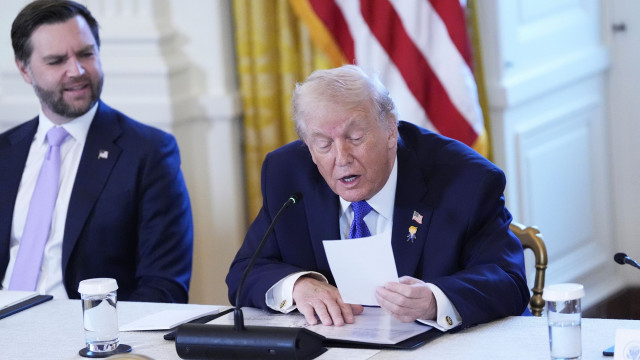 ΗΠΑ: Ο Τραμπ προσπαθεί να πείσει τις πετρελαϊκές να «επιστρέψουν» στη Βενεζουέλα