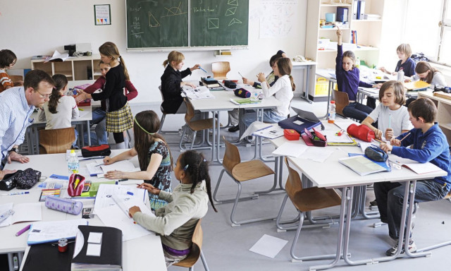 Φινλανδία: Εισάγει μάθημα «Ανάγνωσης AI» στα σχολεία για την καταπολέμηση των fake news