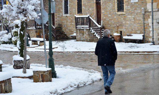 Καιρός: «Πορτοκαλί» συναγερμός για το κρύο - Τι αναφέρει το έκτακτο δελτίο επιδείνωσης από την ΕΜΥ