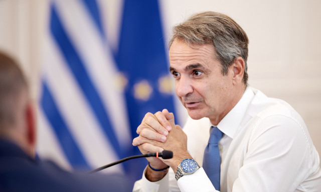 Συγκρατημένη αισιοδοξία από το Μέγαρο Μαξίμου για τη συνάντηση της Τρίτης με τους αγρότες