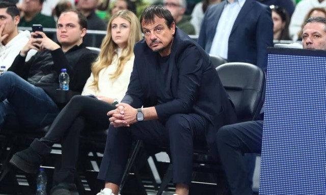 «Κεραυνοί» Αταμάν: Ακύρωσε το ρεπό της Δευτέρας - «Ήταν νίκη σαν ήττα, συγχαρητήρια στον Ολυμπιακό»