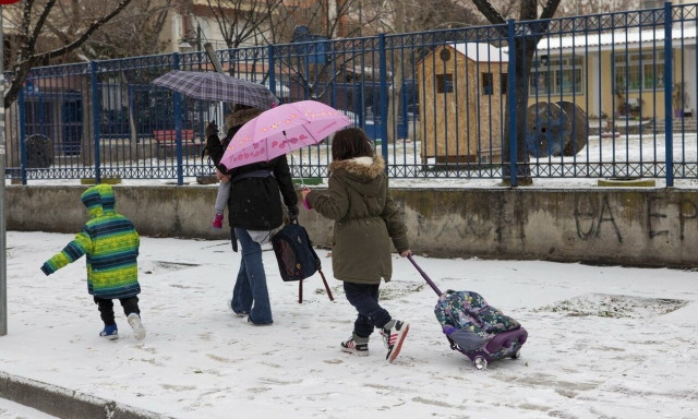 Τηλεκπαίδευση στα σχολεία που θα παραμείνουν κλειστά λόγω δυσμενών καιρικών συνθηκών