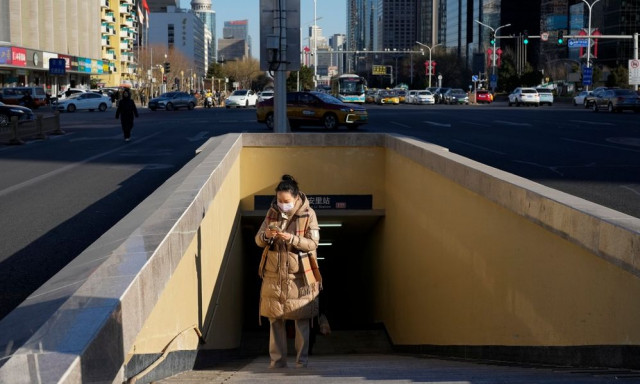 «Πέθανες;»: Η viral εφαρμογή για τους μοναχικούς που «σπάει ταμεία» στην Κίνα