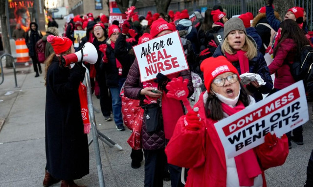 Νέα Υόρκη: Σε απεργία 15.000 νοσηλευτές σε περίοδο έξαρσης της γρίπης