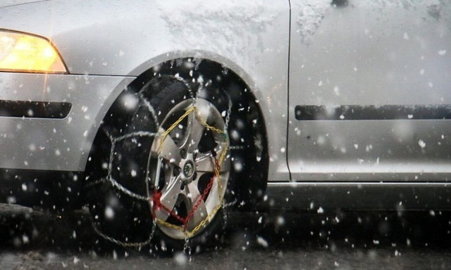 Κυκλοφοριακές ρυθμίσεις στην Αρκαδία λόγω χιονοπτώσεων - Υποχρεωτικές αλυσίδες στην Κορινθία