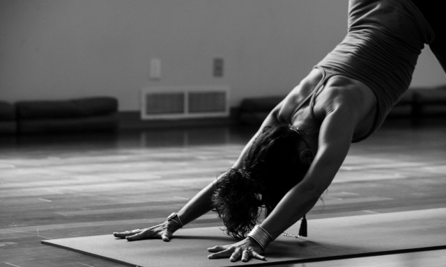 Τελικά οι διατάσεις πριν τη γυμναστική αποτρέπουν όντως τους τραυματισμούς;