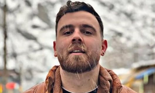 Ερφάν Σολτάνι: Από τους φλεγόμενους δρόμους της Τεχεράνης στην αγχόνη