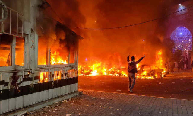 Ιράν: Ξεπέρασαν τους 640 οι νεκροί – Ο Τραμπ ανακοίνωσε δασμούς και εξετάζει τις επόμενες κινήσεις