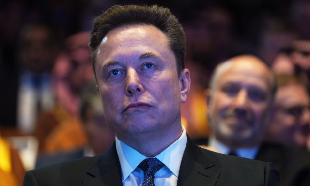 Ο Έλον Μασκ δήλωσε ότι ονειρεύεται να συναντήσει εξωγήινους - Βίντεο