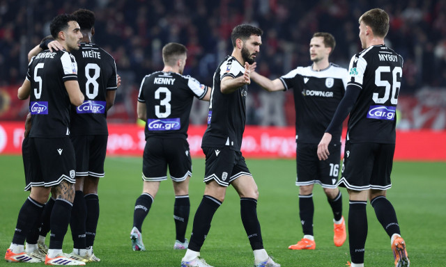 Ολυμπιακός – ΠΑΟΚ 0-2: «Καθάρισε» ντέρμπι και πρόκριση από το πρώτο τέταρτο