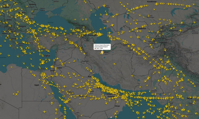 To Ιράν έκλεισε τον εναέριο χώρο του για τις περισσότερες πτήσεις