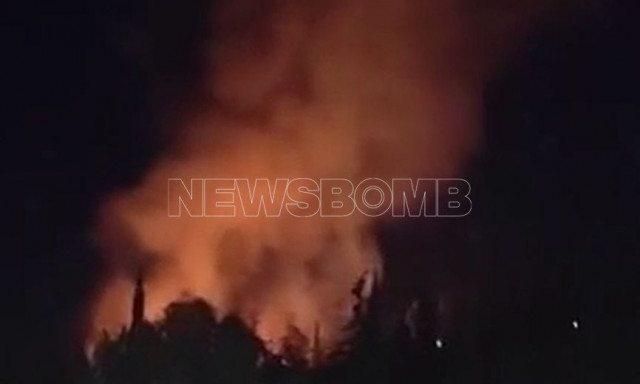 Φωτιά τώρα στον Νέο Κόσμο