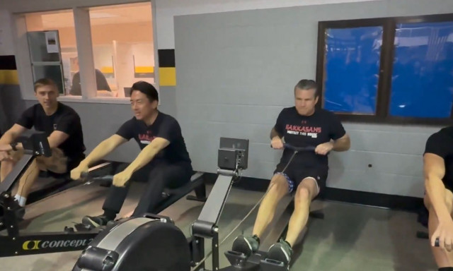 ΗΠΑ: Γυμναστική μαζί με τον υπουργό Άμυνας της Ιαπωνίας έκανε ο Πιτ Χέγκσεθ - Βίντεο