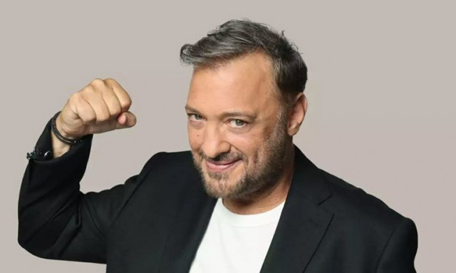 ΣΚΑΪ: Οι σχέσεις με τον Χρήστο Φερεντίνο και η επιστροφή του «Wall»