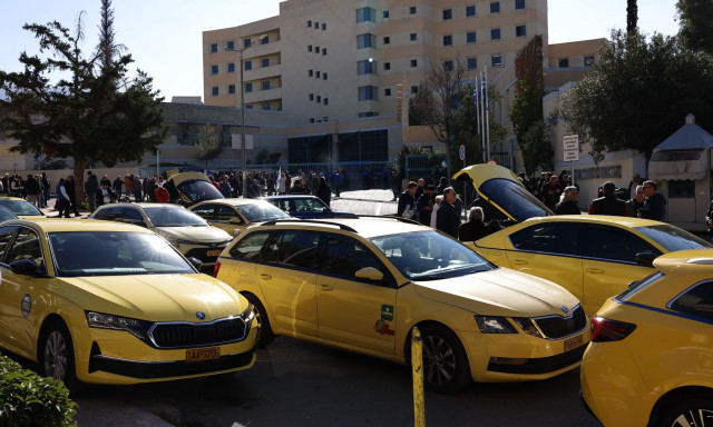 Χωρίς ταξί και σήμερα η Αττική – Συνεχίζεται για τρίτη μέρα η απεργία των αυτοκινητιστών