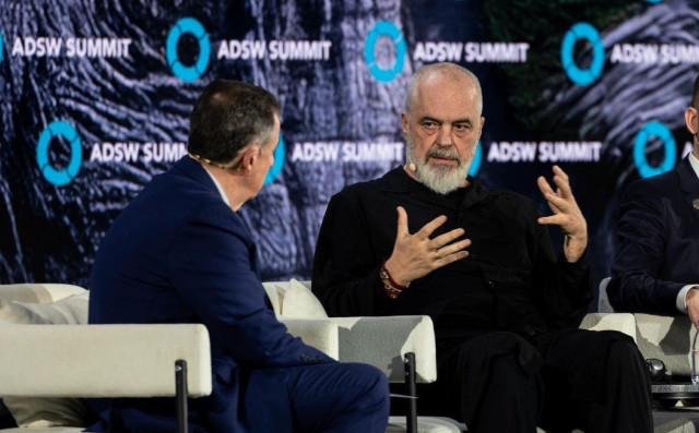 Στην Ουάσινγκτον μεταβαίνει ο Έντι Ράμα - Θα συμμετάσχει στο Συμβούλιο Ειρήνης του Τραμπ