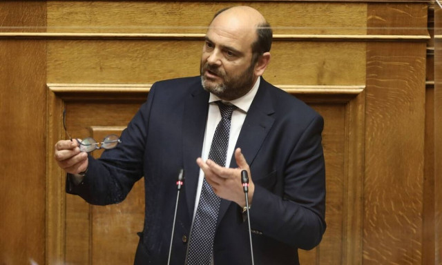 Φωτήλας σε Κώστα Σβόλη: «Θα σου πω, πώς θα ξεβρακώσεις τον Πελετίδη»