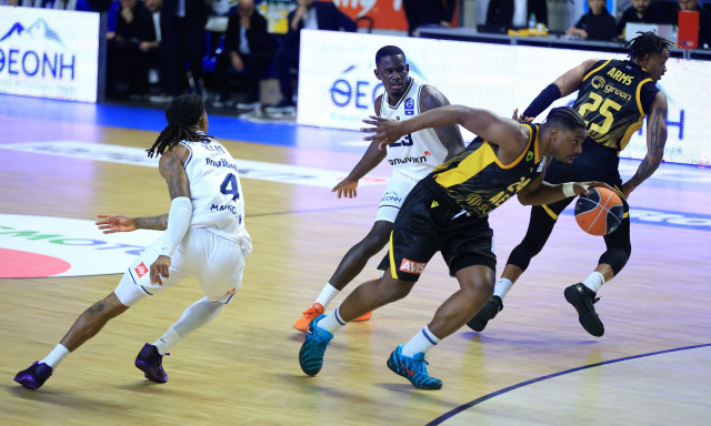 Greek Basketball League: Η ΑΕΚ πέρασε από την Καρδίτσα με Μπάρτλεϊ πρωταγωνιστή
