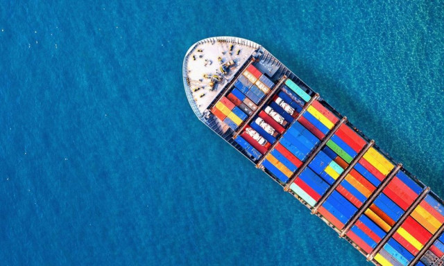 Η Ναυτιλία χρειάζεται σταθερά βήματα