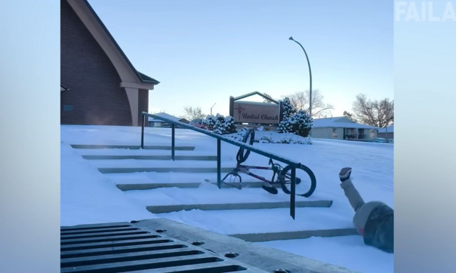 Γέλιο μέχρι δακρύων: Τα πιο αστεία ευτράπελα της τελευταίας εβδομάδας - Δείτε βίντεο