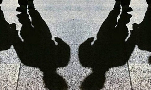 Σύρος: 16χρονος καταγγέλλει ξυλοδαρμό – Συμμαθήτριά του τον κατηγορεί για σεξουαλική παρενόχληση