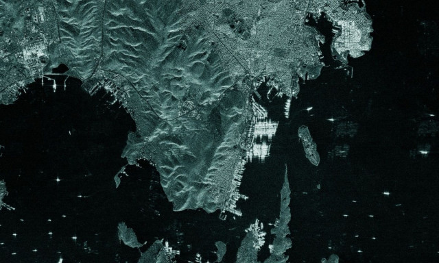 Ελληνικοί δορυφόροι κατέγραψαν από το διάστημα τη φρεγάτα «Κίμων» να φτάνει στην Ελλάδα