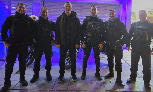 Χαλκίδα: Πέντε αστυνομικοί αψήφησαν τις φλόγες για να σώσουν εγκλωβισμένους συμπολίτες