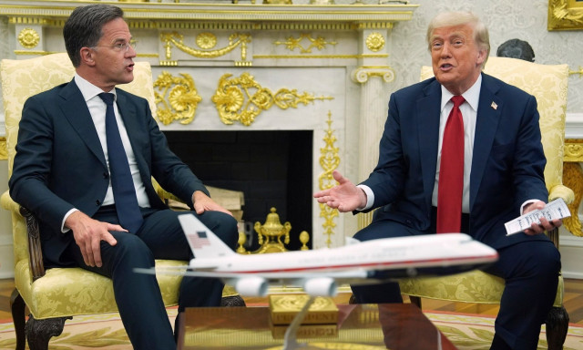 Συνομιλία Ρούτε - Τραμπ εν μέσω τριβών για τη Γροιλανδία - Επίκειται συνάντησή τους στο Νταβός