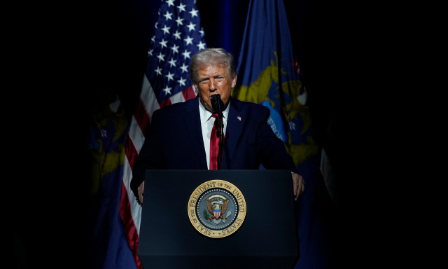 Washington Post: Το παρασκήνιο της απόφασης Τραμπ να μην χτυπήσει το Ιράν