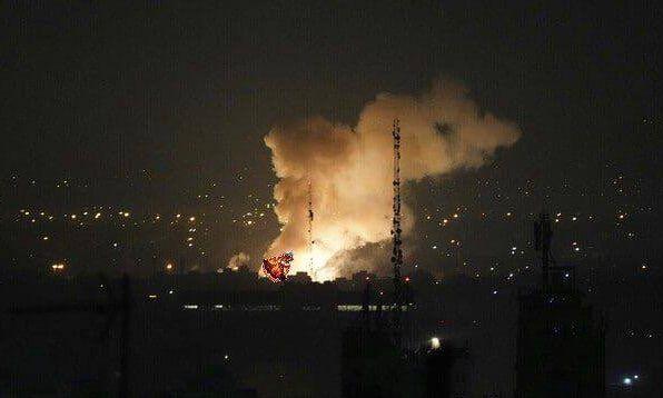 Ιράν: Αναφορές για έκρηξη στο Ταμπρίζ - Η Βρετανία κλείνει την πρεσβεία της στην Τεχεράνη