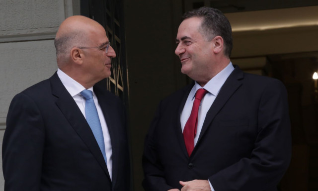 Στην Αθήνα ο Ισραηλινός υπουργός Άμυνας - Την Τρίτη η συνάντηση Δένδια με Κατζ