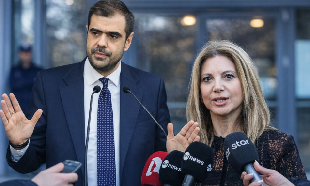 Μαρινάκης κατά Καρυστιανού για αμβλώσεις: «Φοβερό να ακούγεται αυτό από μια γιατρό»