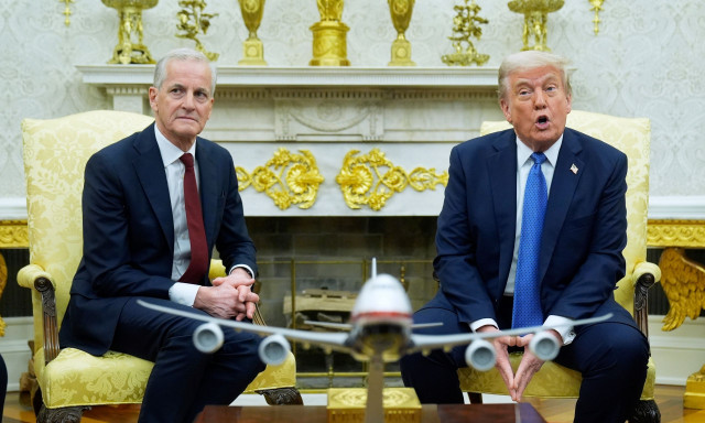 Τα μηνύματα του Νορβηγού πρωθυπουργού με τον Τραμπ που «άναψαν φωτιά» στη Γροιλανδία