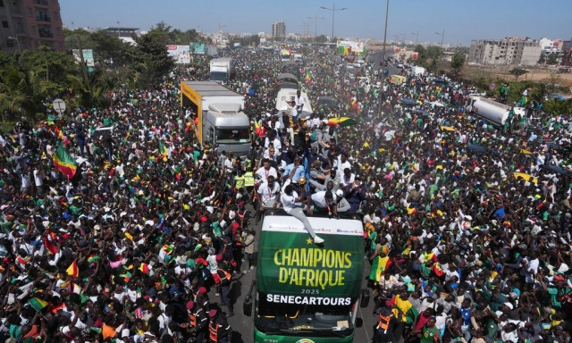 Παράνοια στο Ντακάρ: Η Σενεγάλη υποδέχθηκε τους Πρωταθλητές Αφρικής! – Δείτε βίντεο