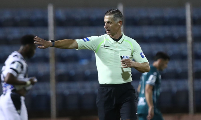 Τάσος Σιδηρόπουλος