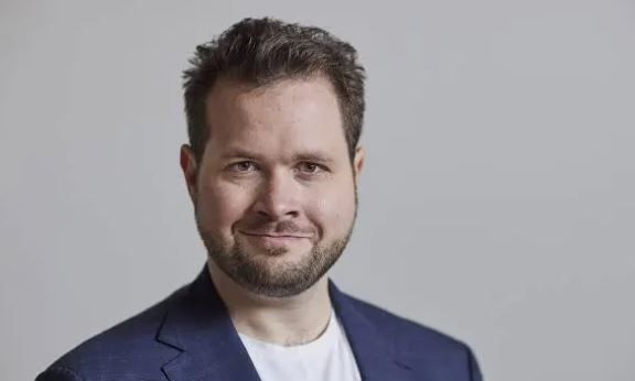 «Αντε γ@@ κ. πρόεδρε»: Δανός ευρωβουλευτής «τα έχωσε» στον Τραμπ για τη Γροιλανδία - Bίντεο