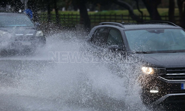 Βροχή ενός μήνα σε λίγες ώρες στην Αττική - Ποιες περιοχές βρίσκονται στο επίκεντρο της κακοκαιρίας